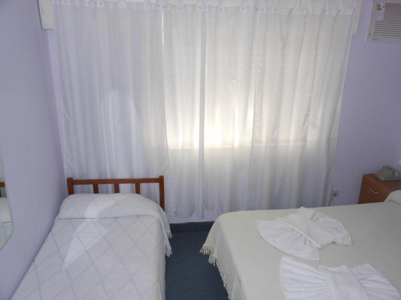 Hotel Los Robles Gualeguaychú Rum bild